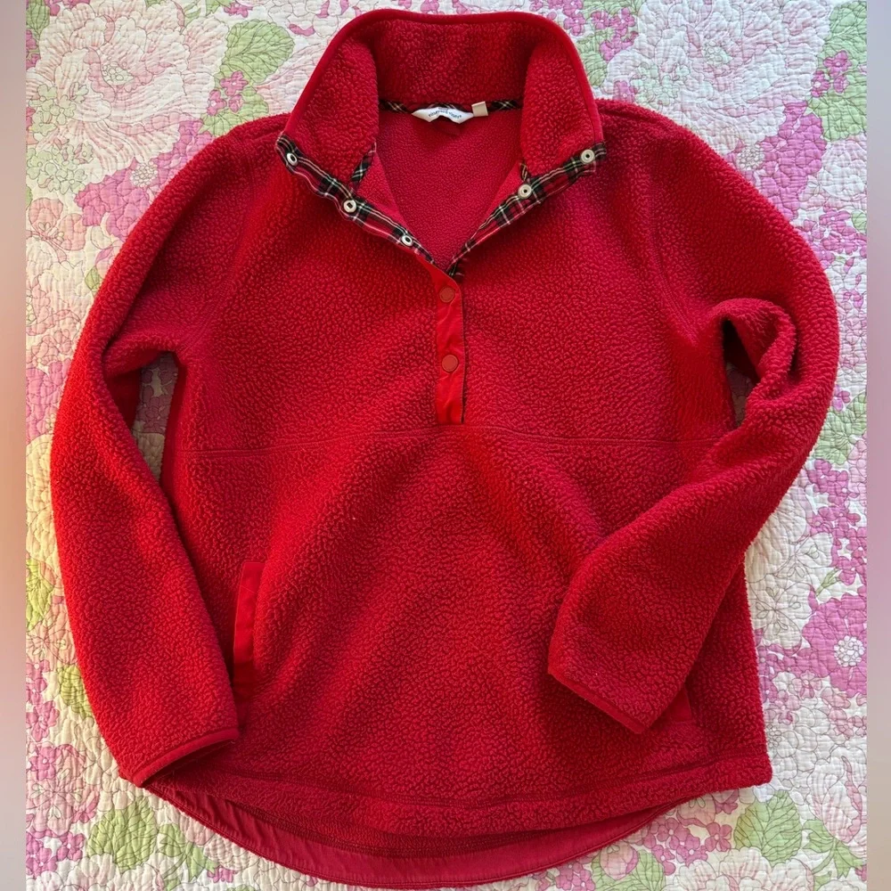 Vineyard Vines Red Teddy Fleece Pullover size S - Picture 2 of 9